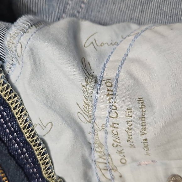 Gloria Vanderbilt Size 10 Denim Jeans Lock Stitch Control Perfect Fit #W-846 - Picture 6 of 15